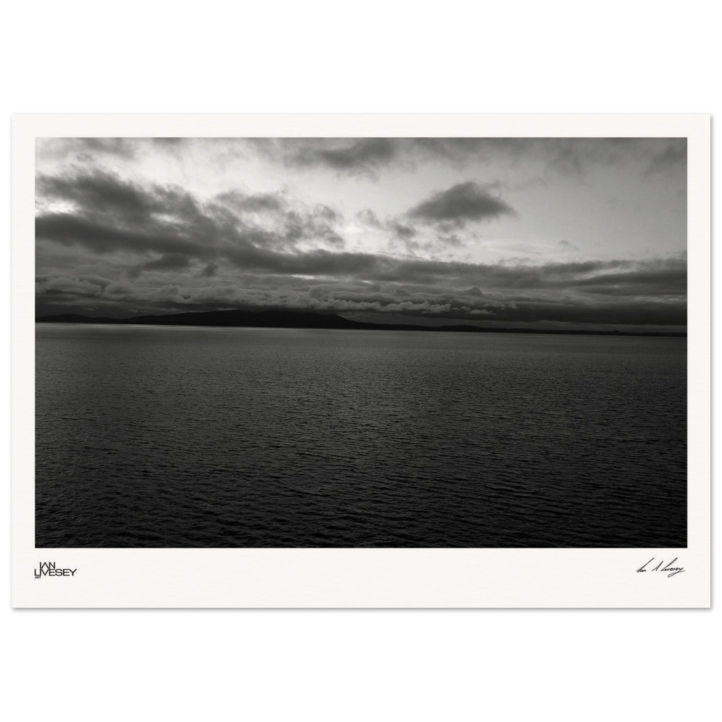 53a44018-4d30-48c8-a7d3-888802299399