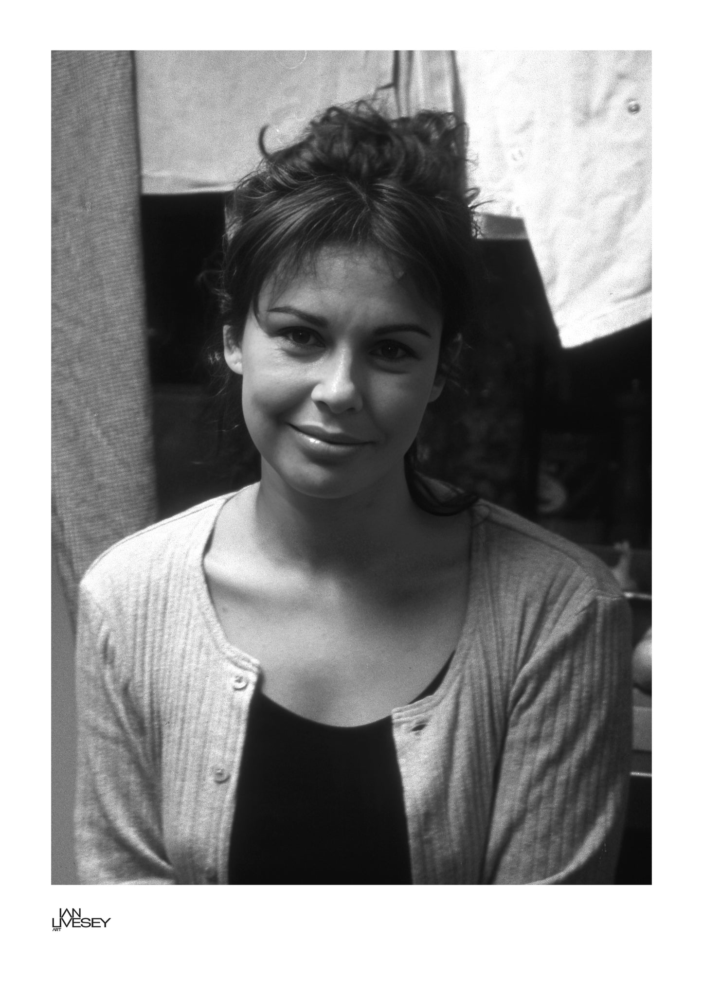 Julie Graham filming “Some Voices” Backstage Portrait On Set